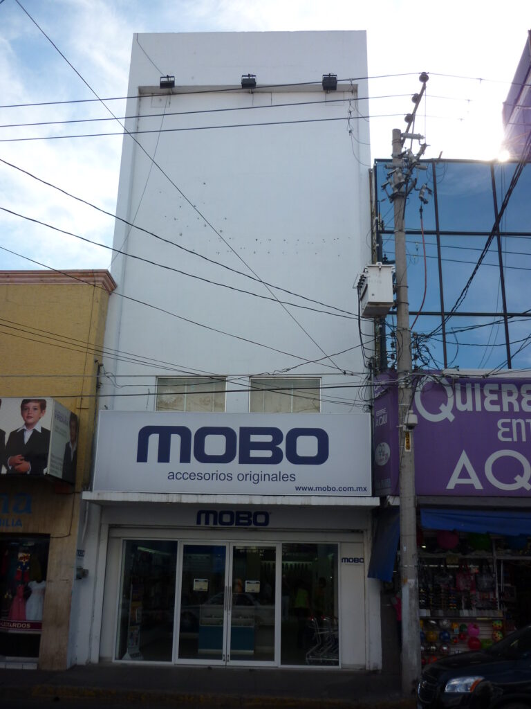 Local Comercial En Renta ubicado En Av. Rubí Entre Escobedo y Colon, Colonia Centro En La Ciudad de Culiacán, Sinaloa